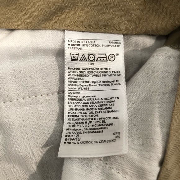3/$30 Banana Republic Khaki Shorts - Picture 4 of 4